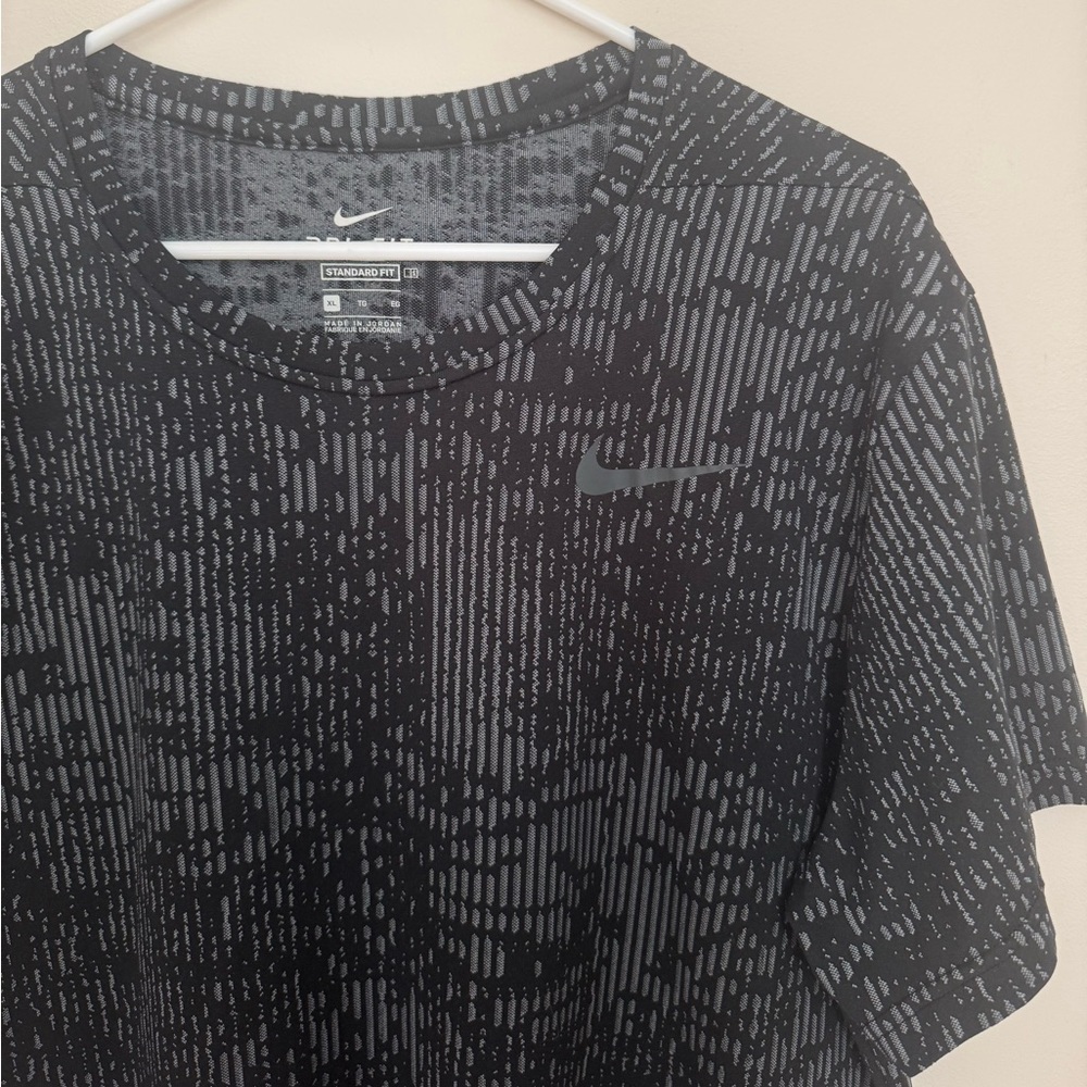 Nike Superset Vent Dri-Fit Tee Mens Size XL CJ4635-010 Running Gym Training - Picture 3 of 5